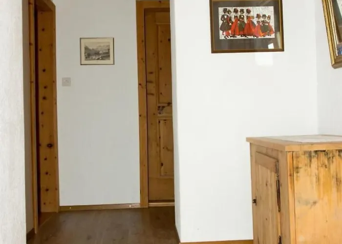 Chesa Mueller By Interhome Apartman Zuoz