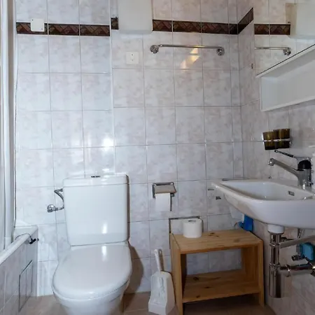 Chesa Mueller By Interhome Appartement